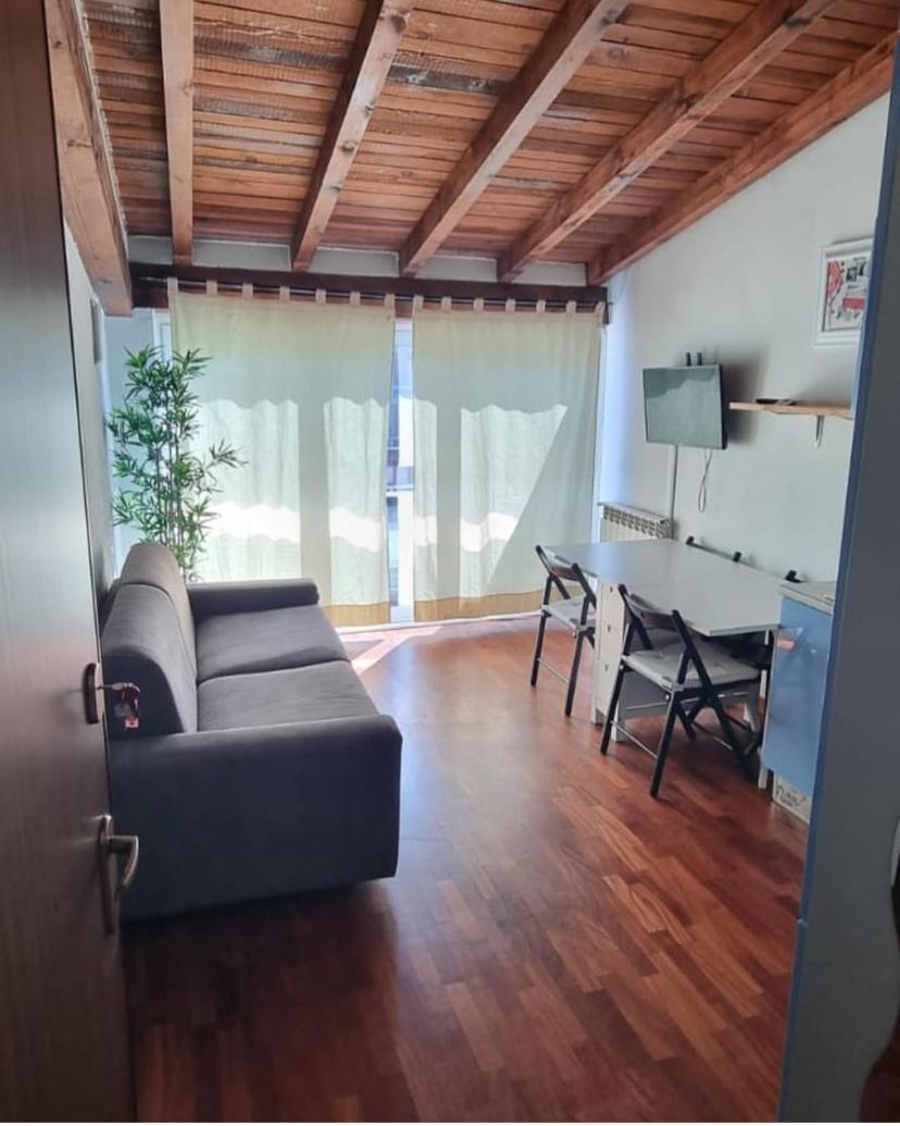 Civico288-Romantic Attic Near Ieo-Bocconi-F Prada Lejlighed Milano Eksteriør billede